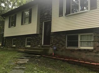 123 Segatti Cir, Bushkill, PA 18324