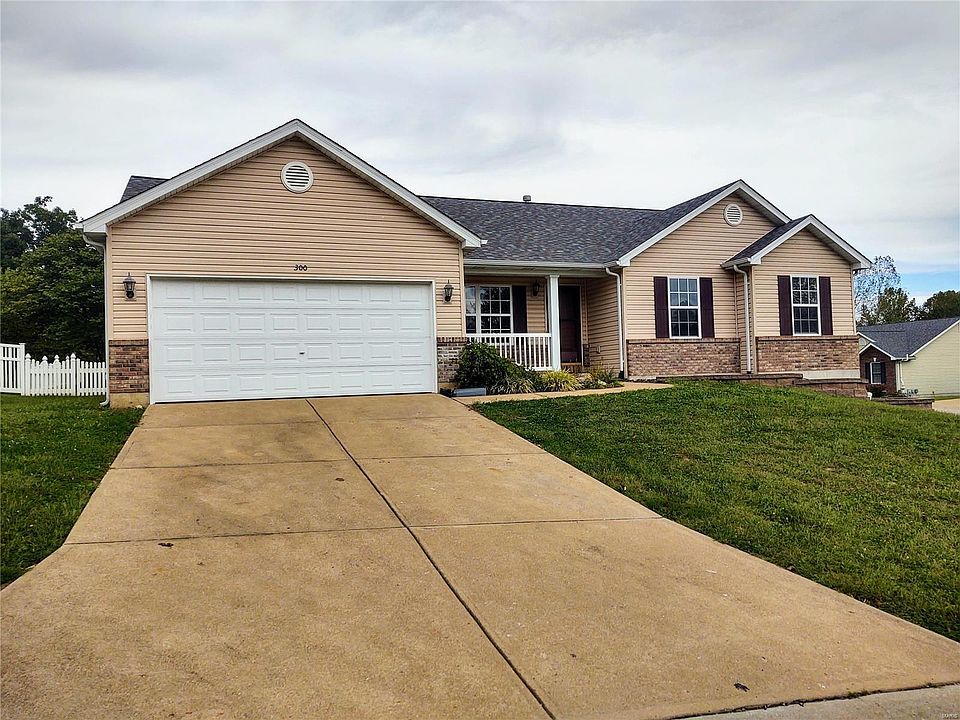 2nd image of 300 Gran Vista Dr