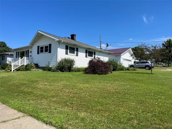 2511 E 41st St, Erie, PA 16510