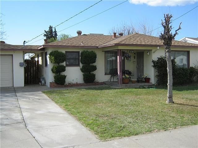 2nd image of 2129 6th St