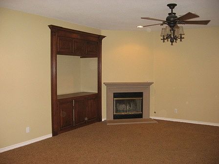5th image of 32800 Northshire Cir