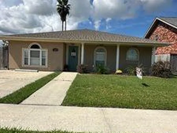 3024 Corinne Dr, Chalmette, LA 70043