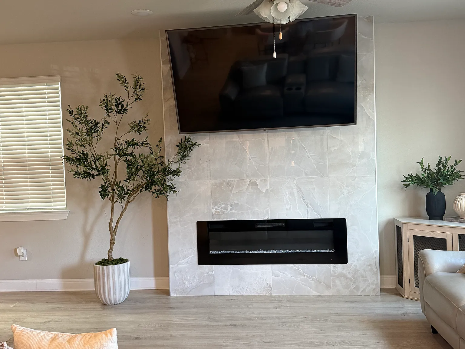 3 bed, 2.5 bath, 2000 sqft, $2,699 — Photo 4