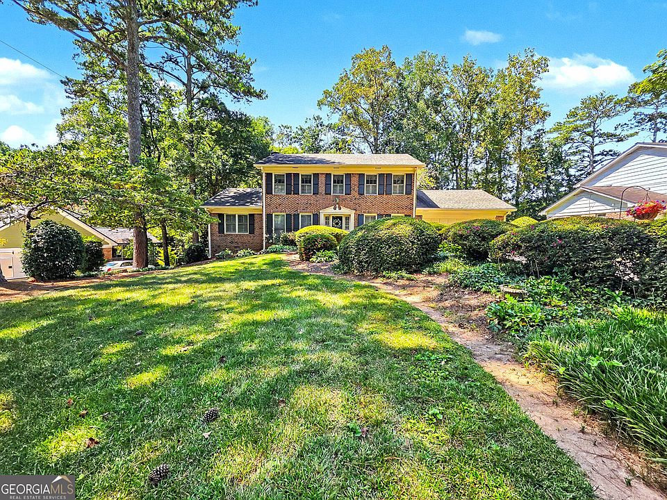 1st image of 3479 Castleridge Dr