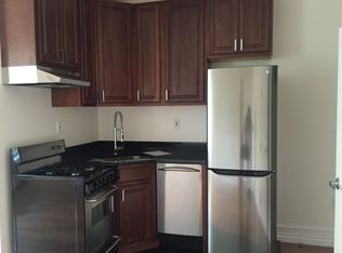35 Eastern Pkwy APT L2, Brooklyn, NY 11238