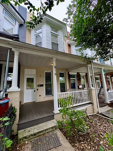 816 W 37th St Photo 1