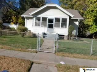 2906 Decatur St, Omaha, NE 68111