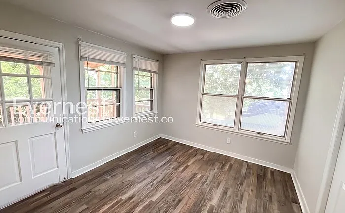 3744 Thrushwood Dr — Photo 15