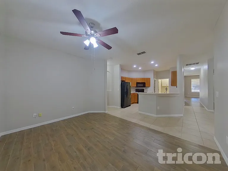 502 Azalea Bloom Dr — Photo 2