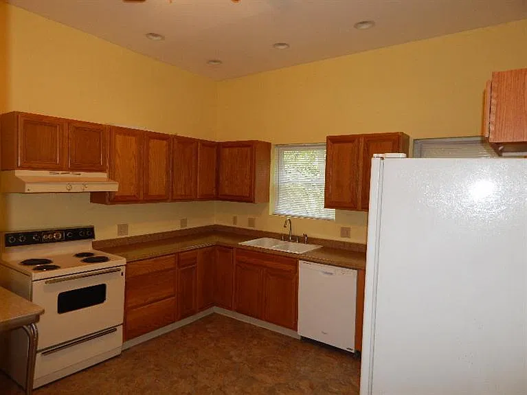 3 bed, 1665 sqft, $1,995 — Photo 4