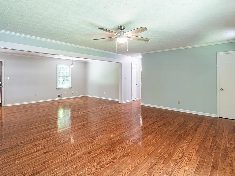 1708 Norton Estates Cir — Photo 10