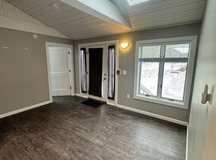 9 Monarch Way #101, Portsmouth, NH 03801