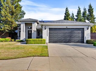 2661 Sierra Madre Ave, Clovis, CA 93611