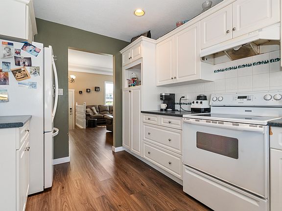 5th image of 5683 Montesina Pl