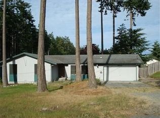2544 Olympic Dr, Oak Harbor, WA 98277
