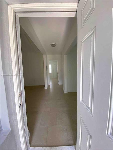 1st image of 2125 Bay Dr APT C