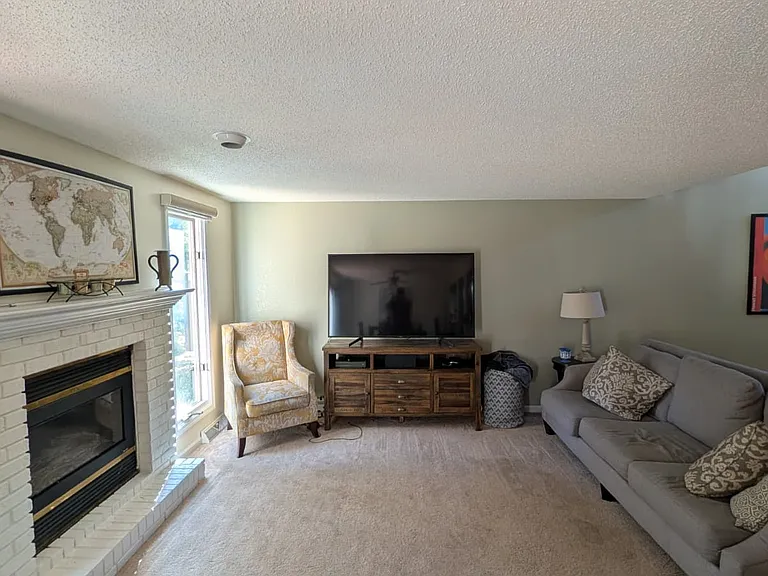 408 Robin Rd #1 — Photo 19