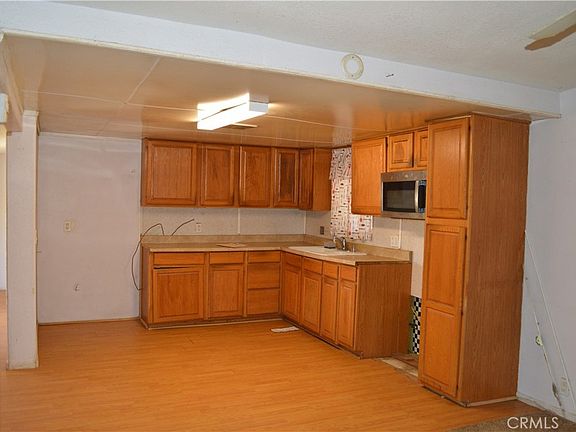 5th image of 51901 Maxine Ave