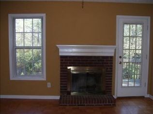 337 Hills Point Ct, Bethlehem, GA 30620