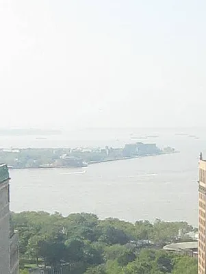 Rented by Bond New York | media 24