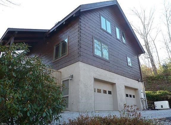 Two car garage and check out the propane automatic generator! No matter the weather, you will not ever be without power!