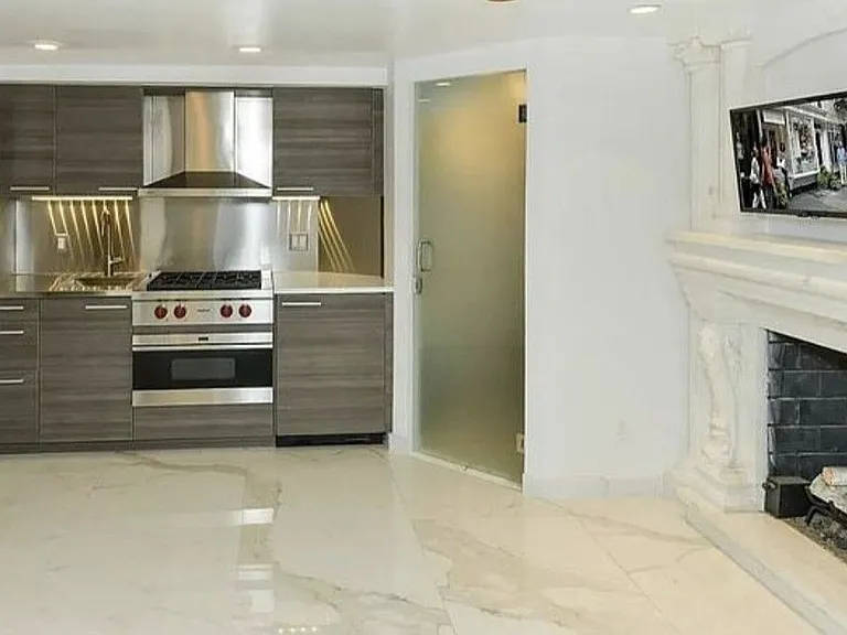 396 Bleecker St #F — Photo 1