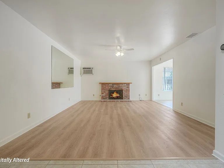 749 Highland St — Photo 5