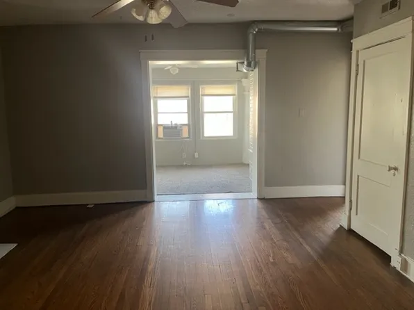 3536 Baltimore Ave #19, Kansas City, MO 64111