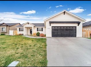 1362 Arrow St, Twin Falls, ID 83301
