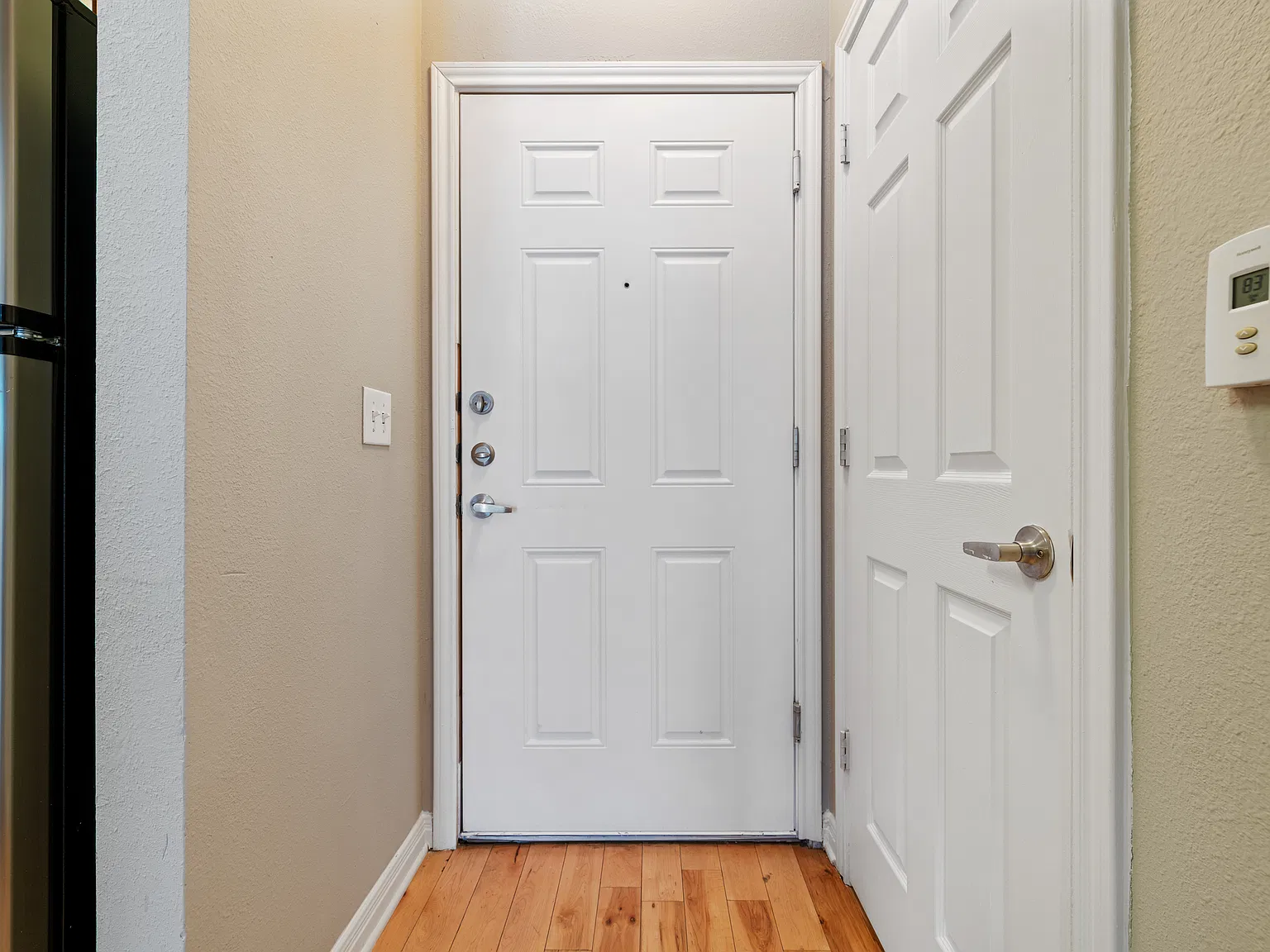 2502 Leon St Apt 503 — Photo 4