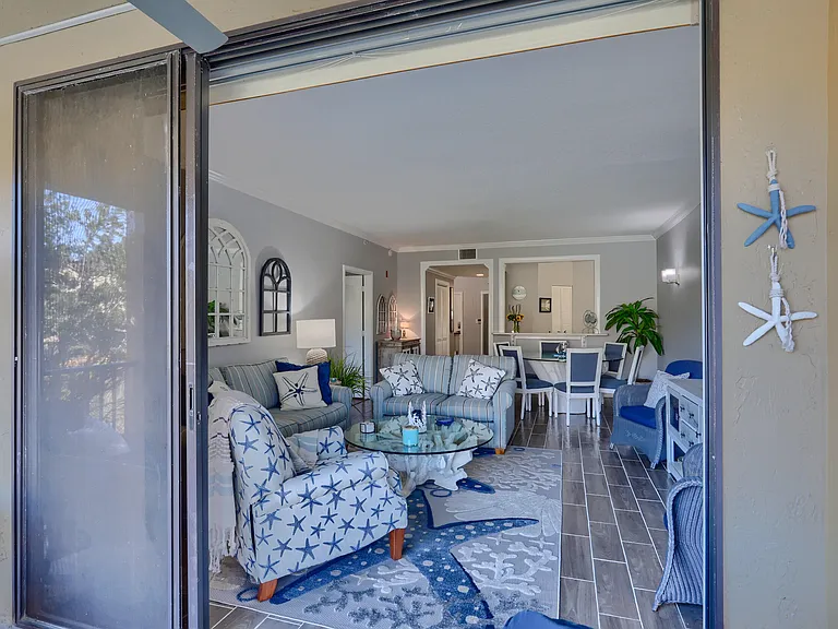 400 Uno Lago Dr #204 — Photo 17