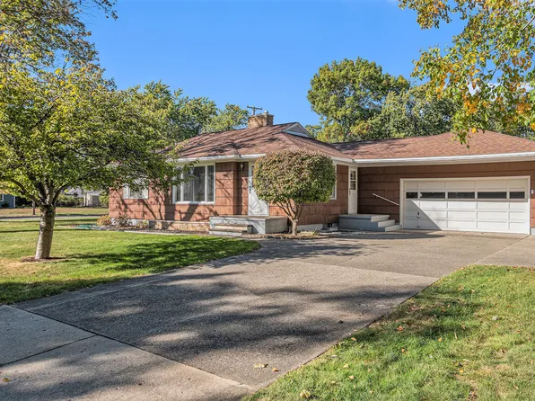 703 Summer St, Spring Lake, MI 49456