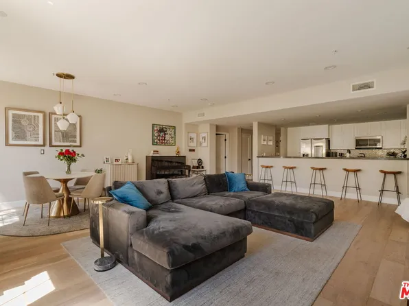 10648 Woodbridge St Unit 106, Toluca Lake, CA 91602