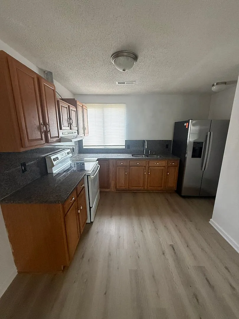 1234 Old Farmer Rd — Photo 2