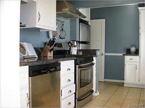 5th image of 344 W Elm Ave