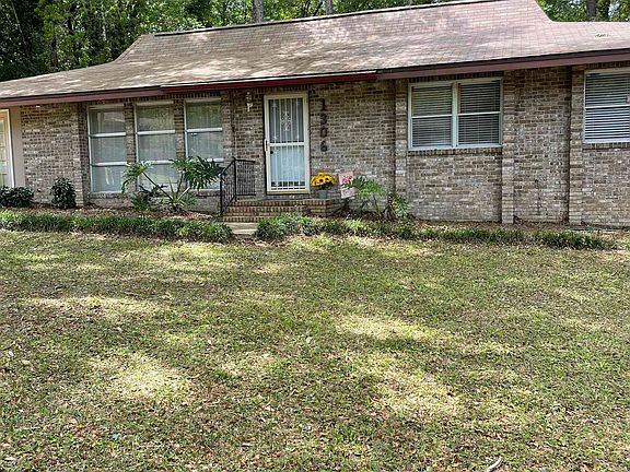 2nd image of 1306 Linwood Dr