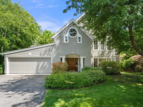 530 Clinton Rd, Brookline, MA 02467