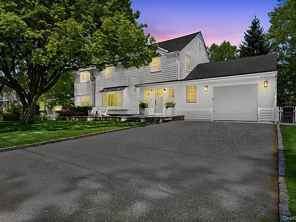 2nd image of 7 Morehead Drive