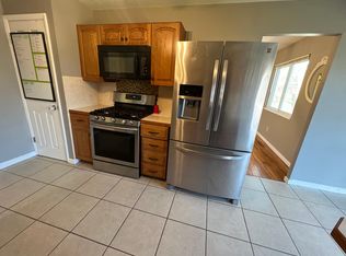 888 Torino Dr, Ballwin, MO 63021
