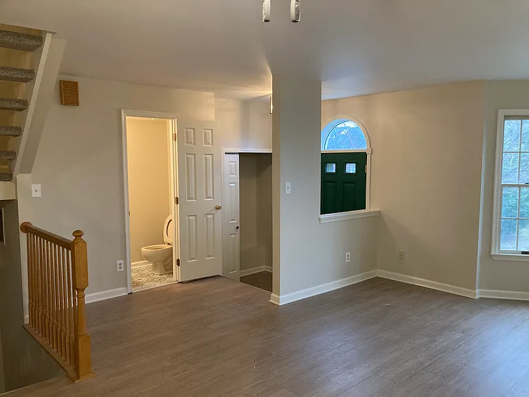801 Albion Pl — Photo 11