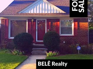 13726 Hart Ave, Oak Park, MI 48237