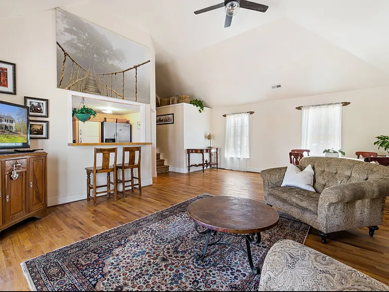 7312 Baldwin Ridge Rd — Photo 12