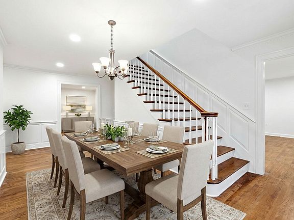 5th image of 118 Nightingale Ln