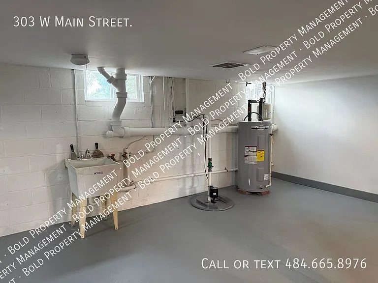 303 W Main St — Photo 22