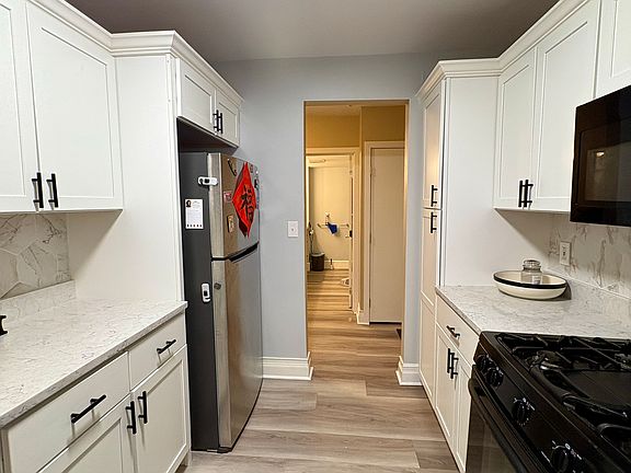 2nd image of 1500 Worcester Rd APT 319