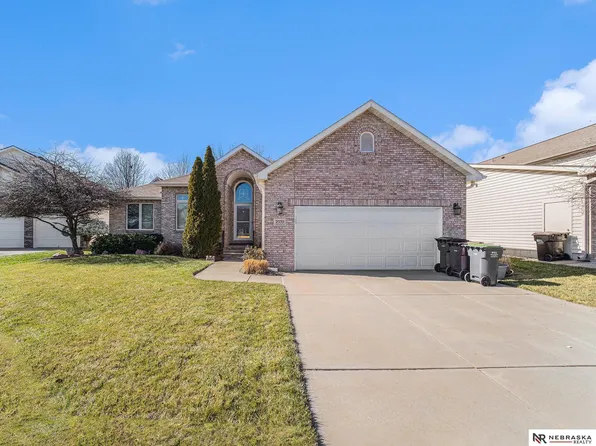 2535 Wemsha Ct, Lincoln, NE 68507