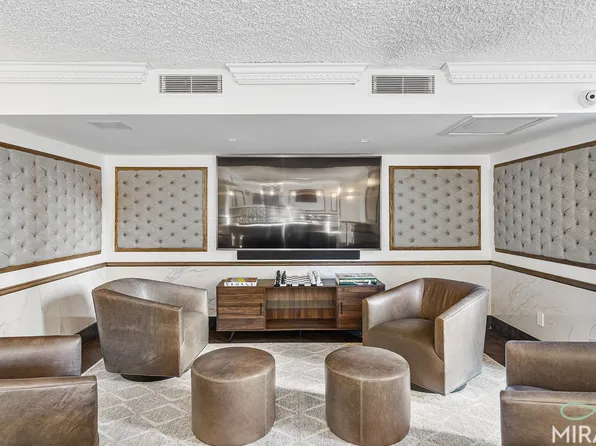 330 East 39th Street image 13 of 14