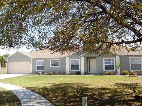 1st image of 13418 Lynnetree Ln