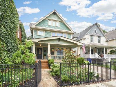 1881 W 65th St, Cleveland, OH, 44102
