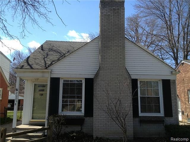 1st image of 20298 Woodmont St